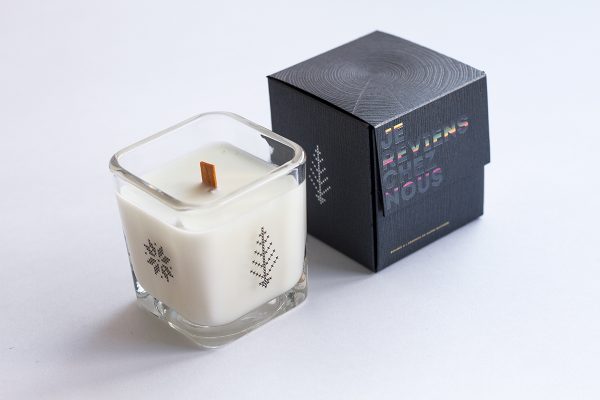 21c6e022203587.5630e5e353d41 Eco-Friendly Candle Boxes with Logo Printing