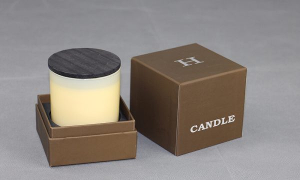 black-single-candle-boxes-4 ALT: Eco-Friendly Candle Boxes with Logo Printin